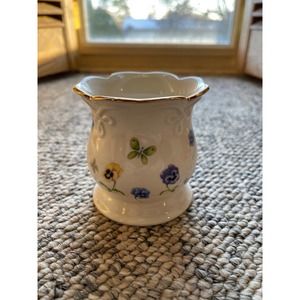 Vintage‎ Lenox Floral Butterfly Mini Vases Bone China Set of Two No Chips/Cracks